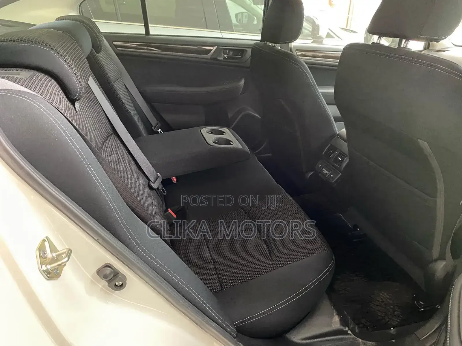 Subaru Legacy 2.5i Limited AWD 2018 White