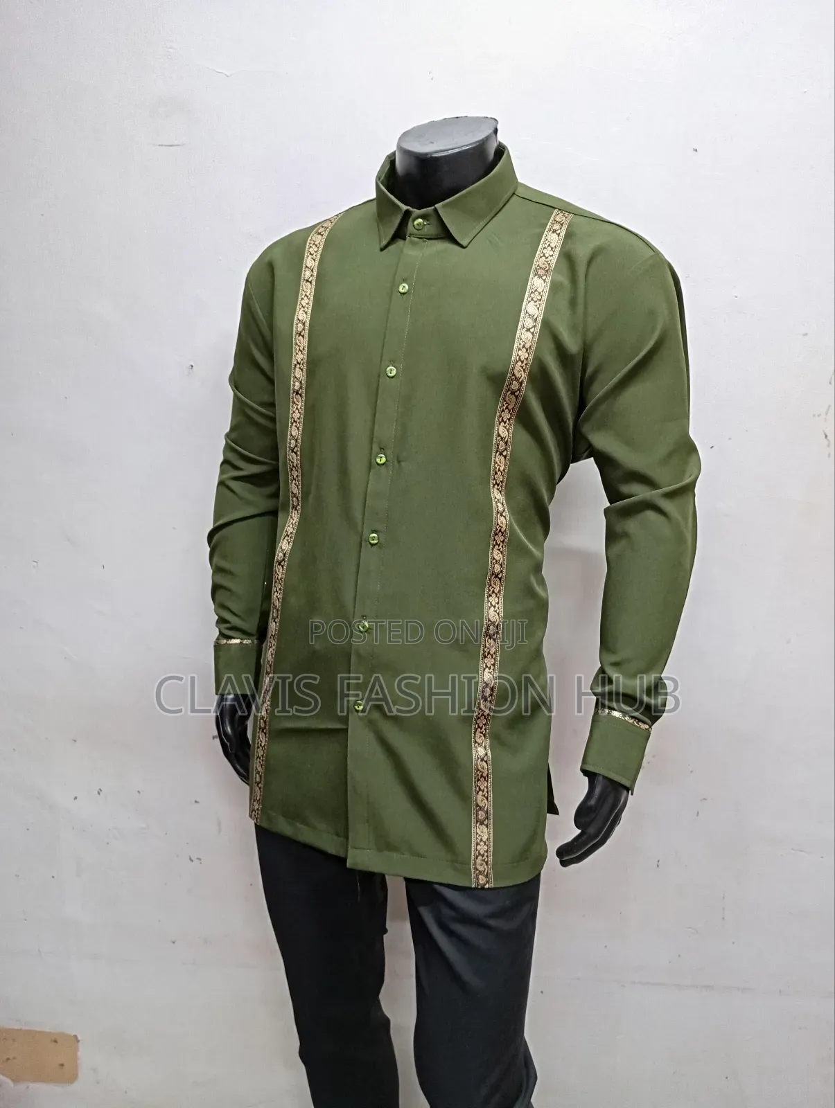 Jungle Green Shirt With Gold Detailing