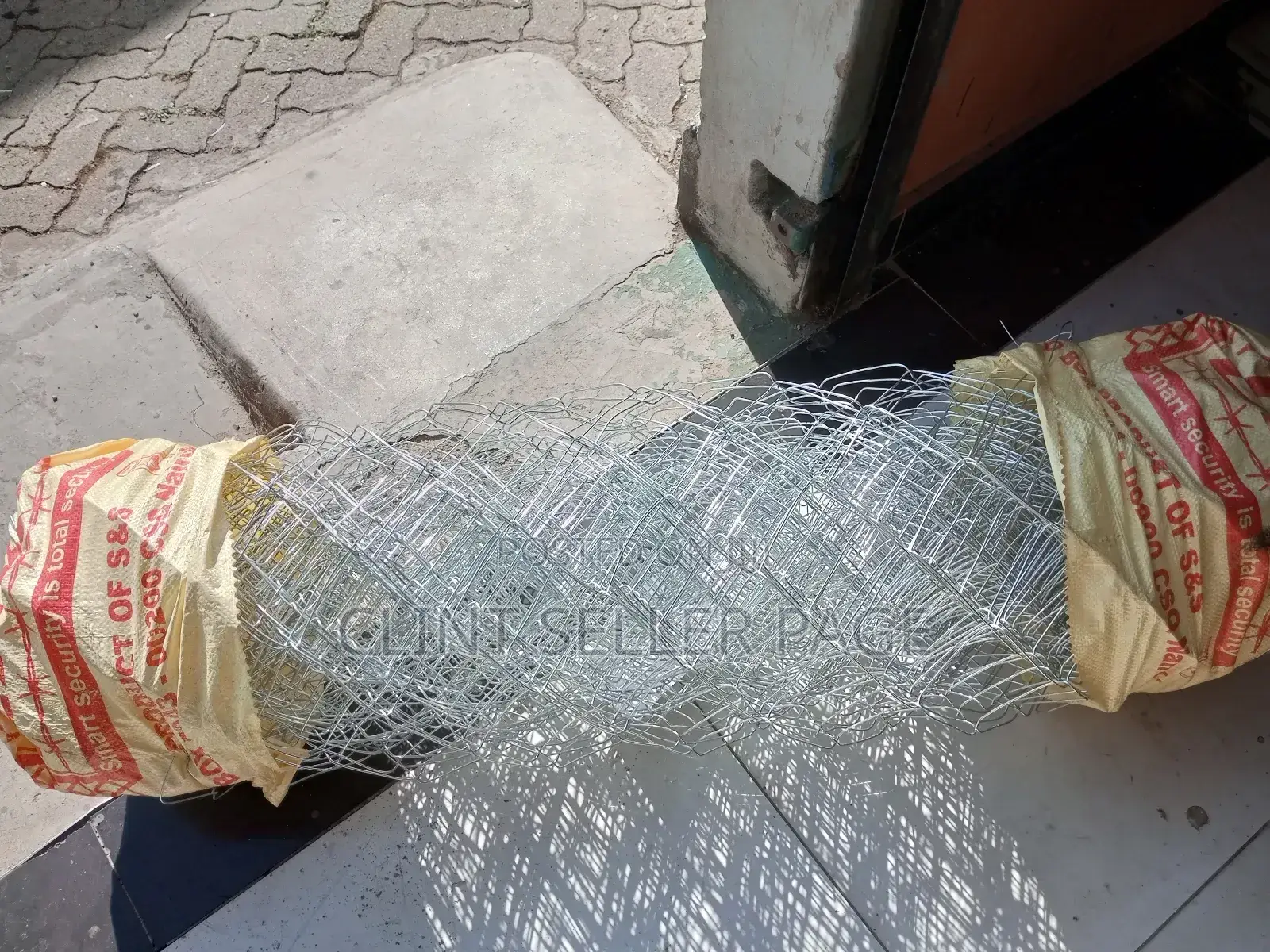 Galvanized Chain Link/ Forge Link.