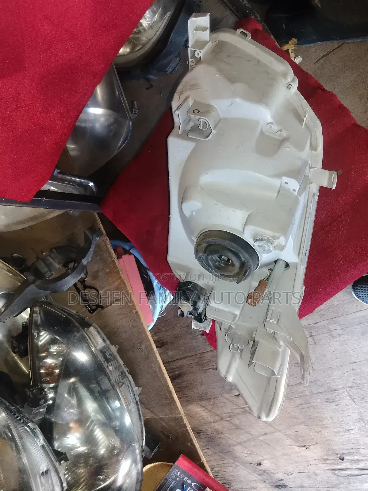 Fielder/Axio Headlight Non Xenon