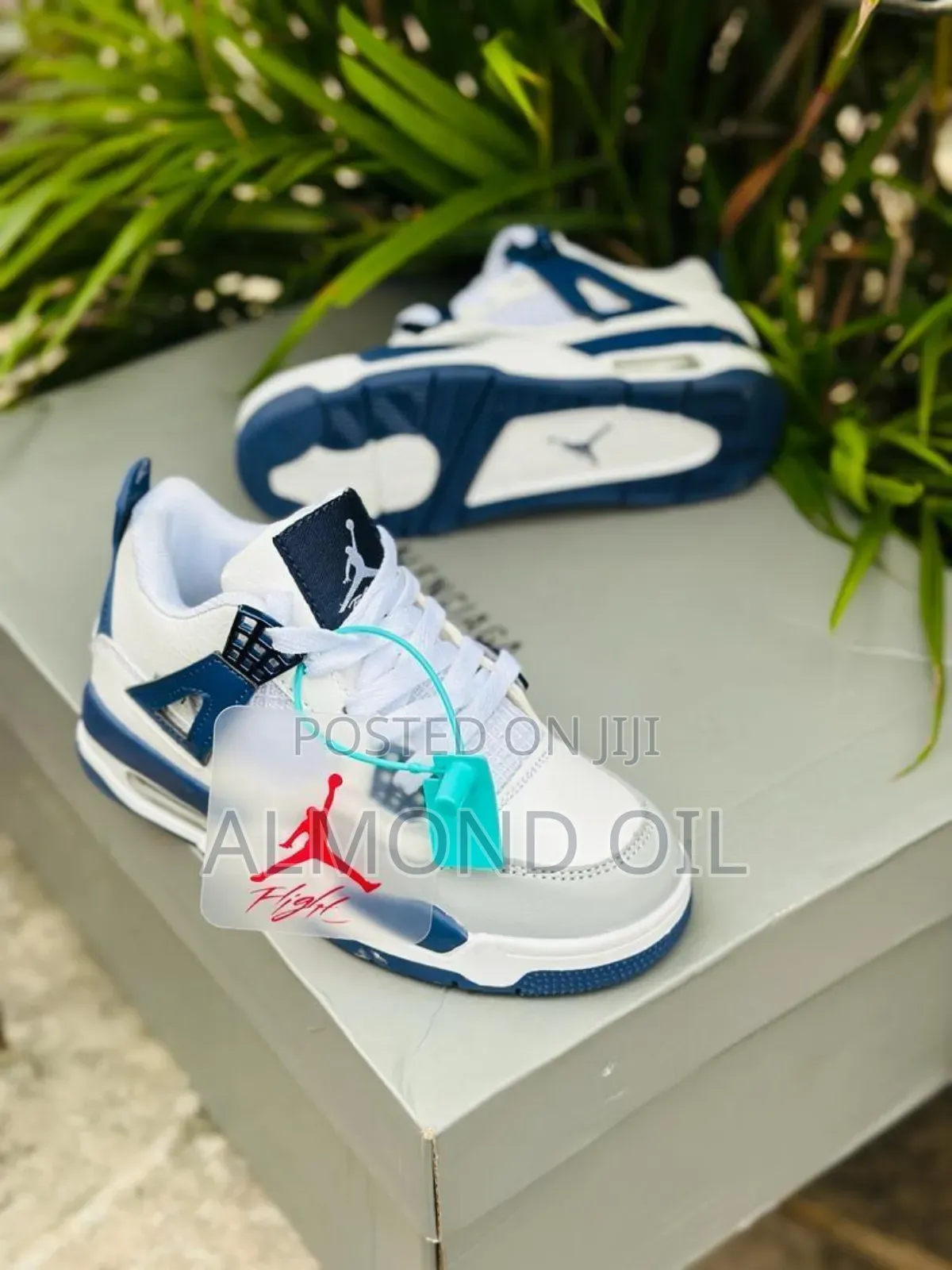 Air Jordan 4 Kids J4 Sneakers
