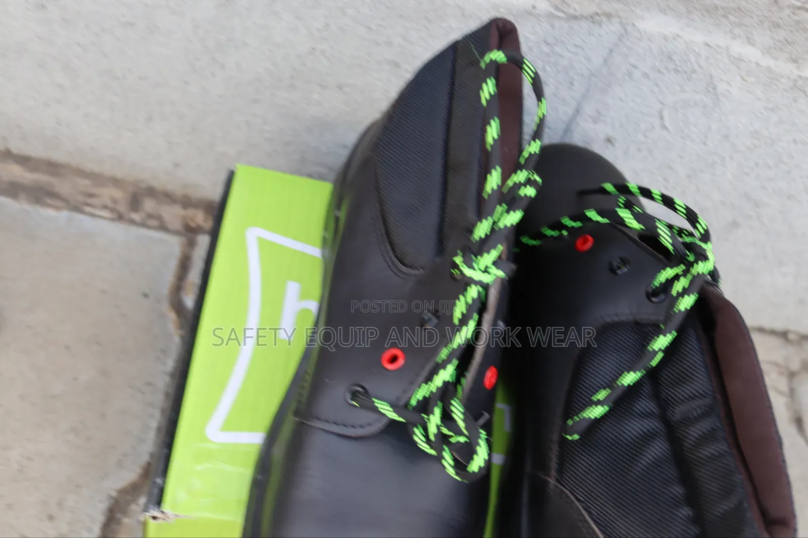 Hummock Protective Footwear