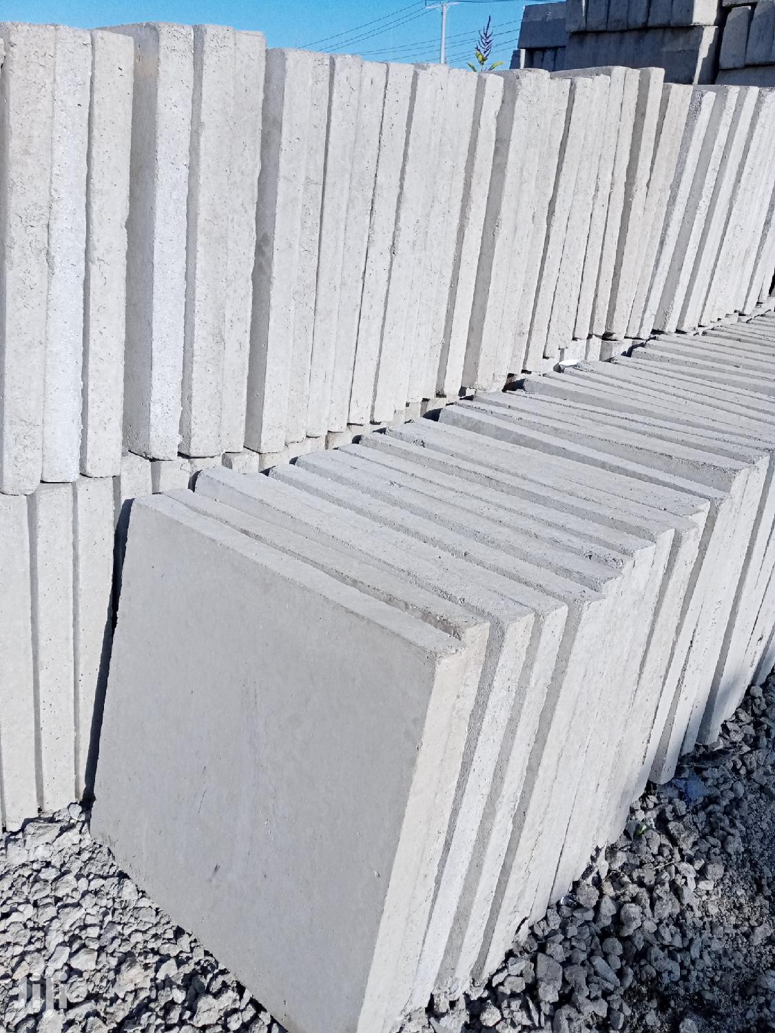 Paving Slabs 2ft by 2ft