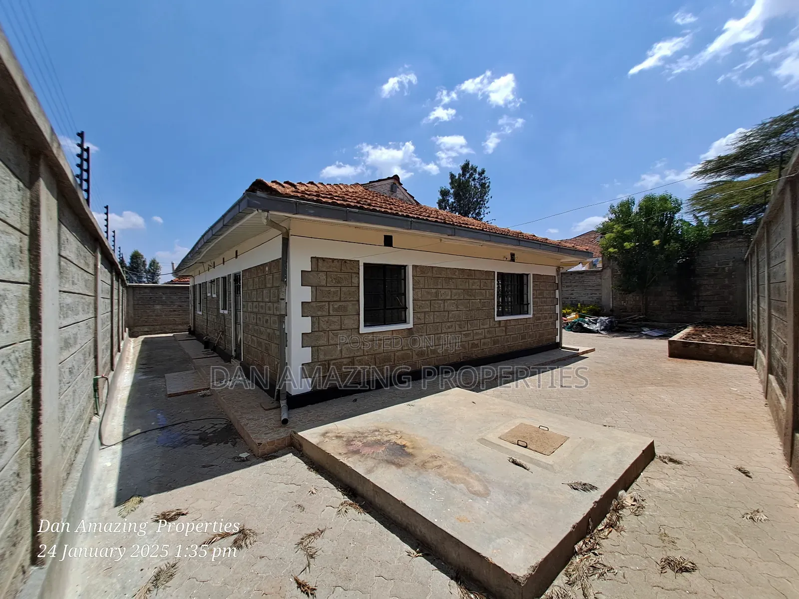 3bdrm Bungalow in Lemelepo Close, Rimpa for sale