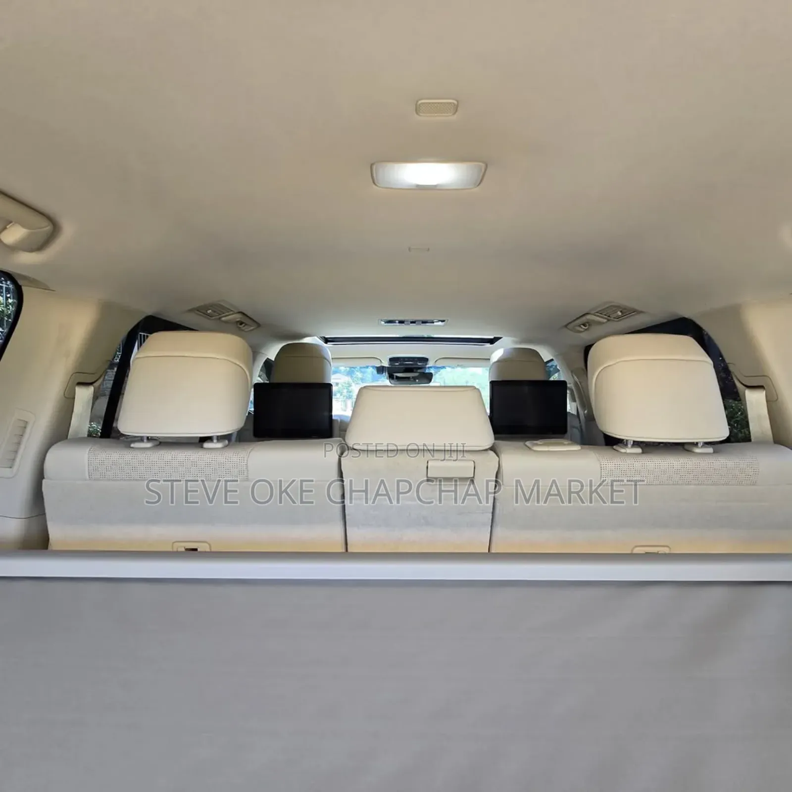 Toyota Land Cruiser 2023 Gold