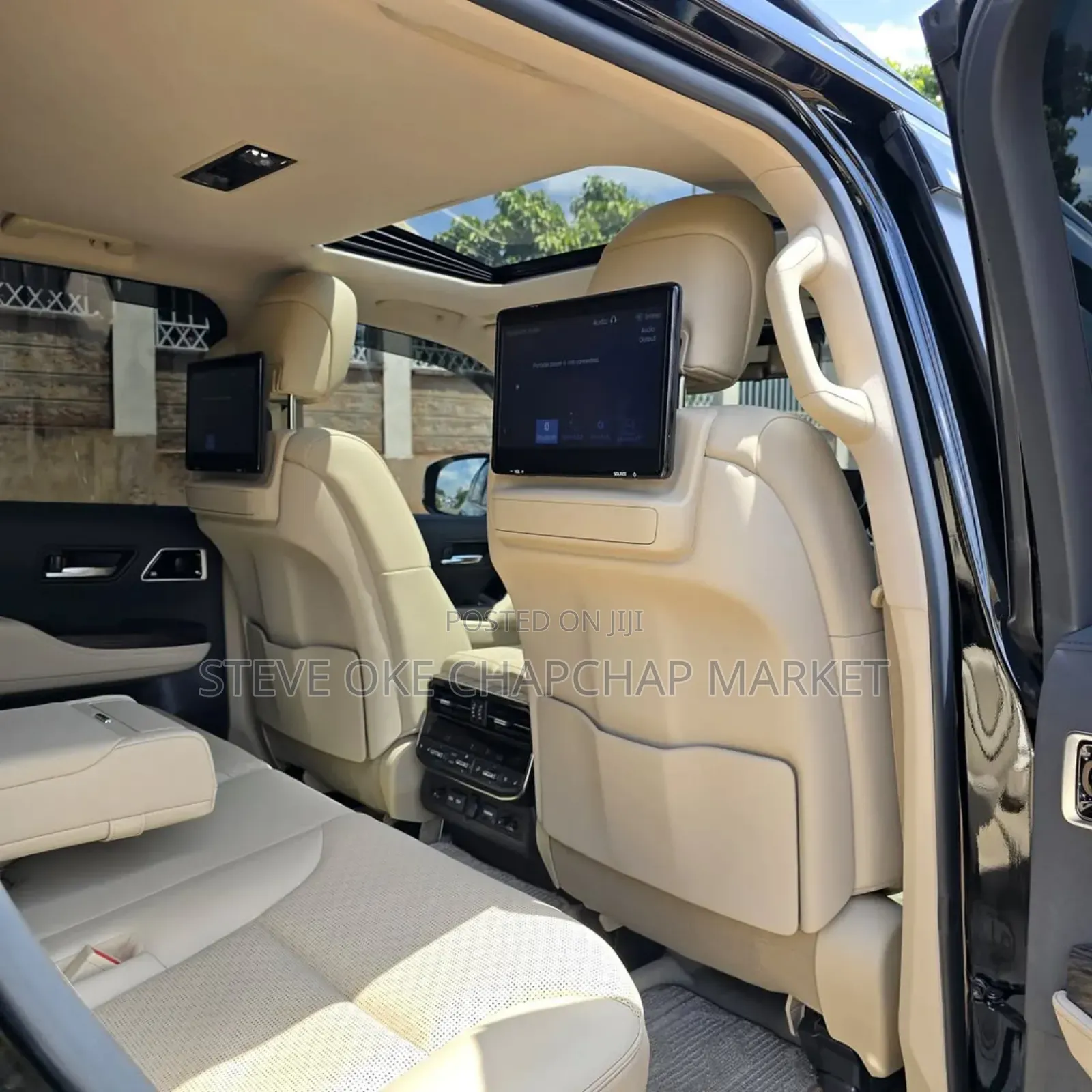 Toyota Land Cruiser 2023 Gold