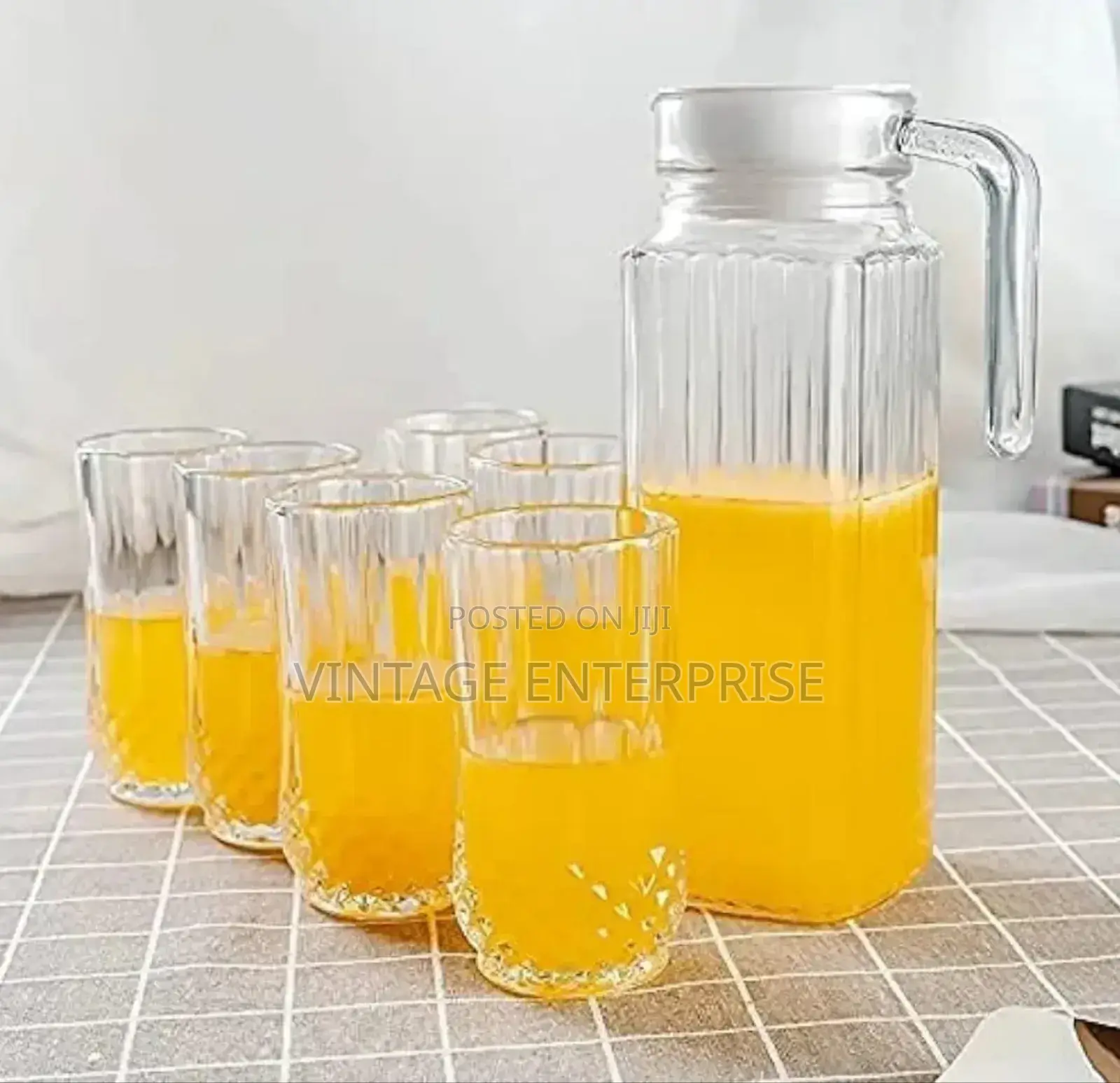 Water /Juicer Set 6 Glasses Plus 1 Jug