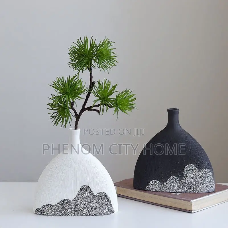 Modern Fish Rail Design Caramic Vase