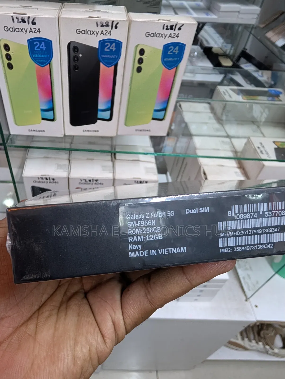 New Samsung Galaxy Z Fold6 256 GB Blue
