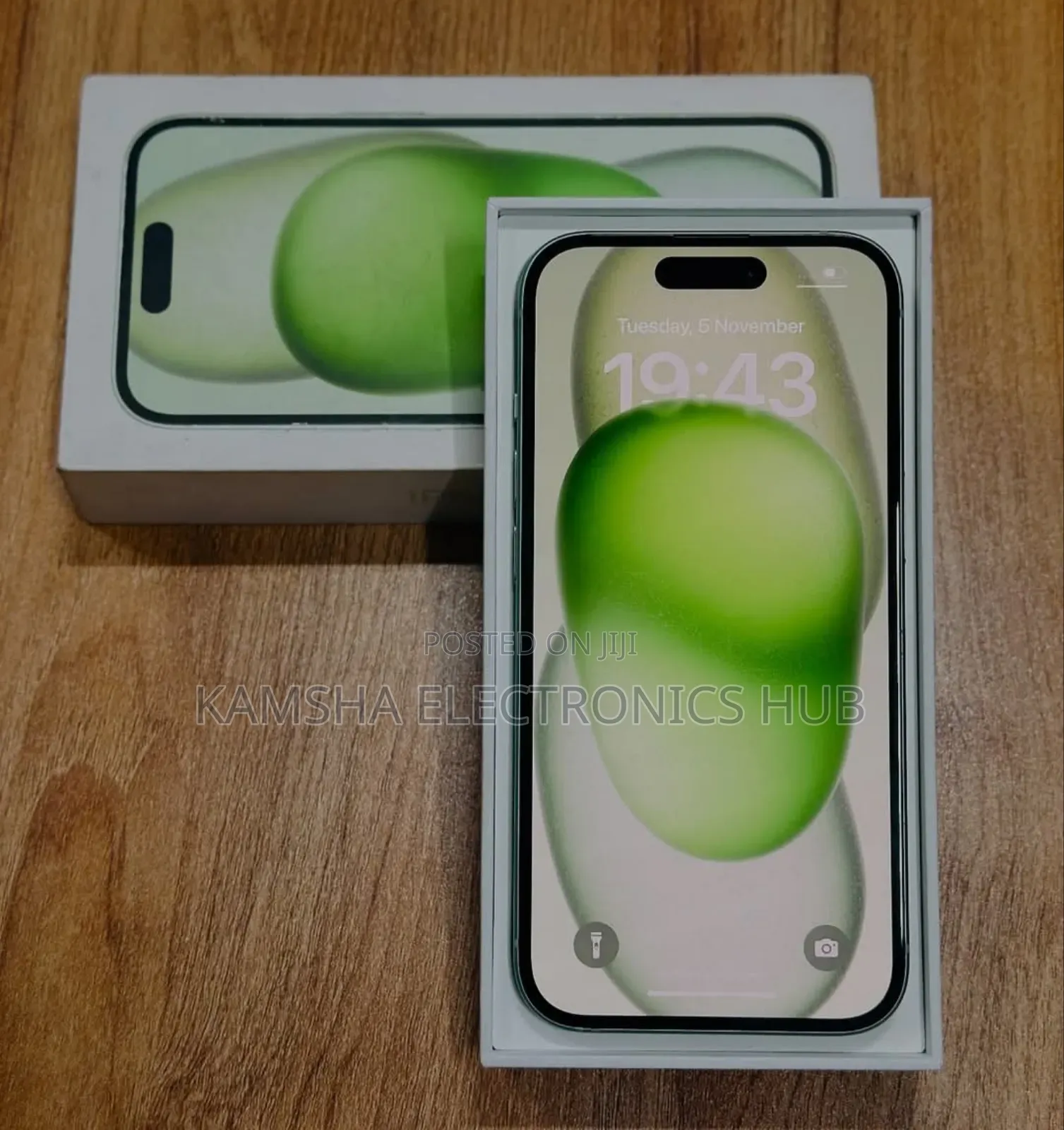 New Apple iPhone 15 128 GB Green