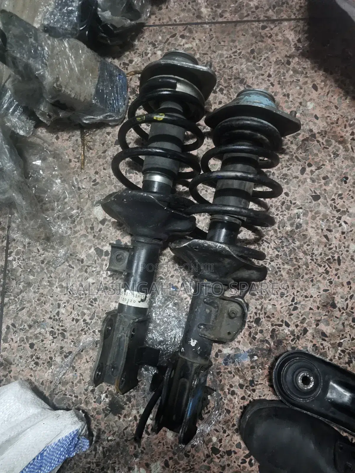 Suzuki Every Shocks