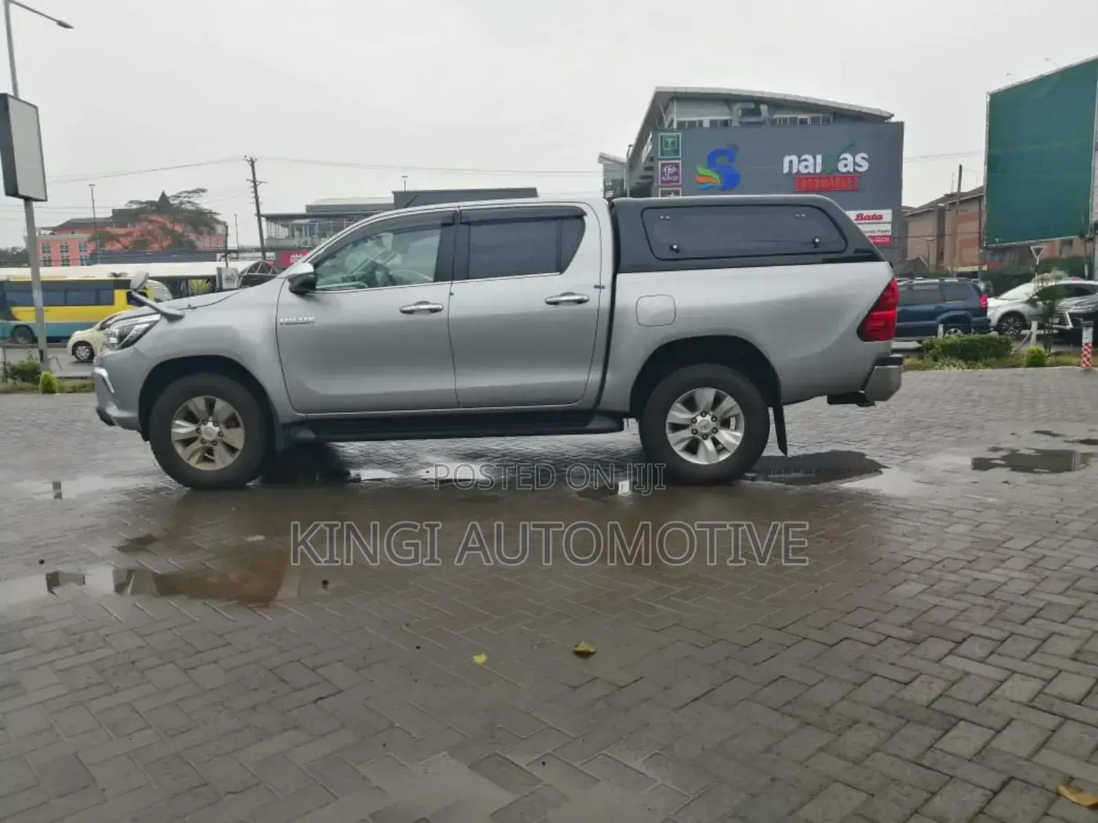 Toyota Hilux Revo Double Cab Deisel 2.4 RWD 2018 Silver