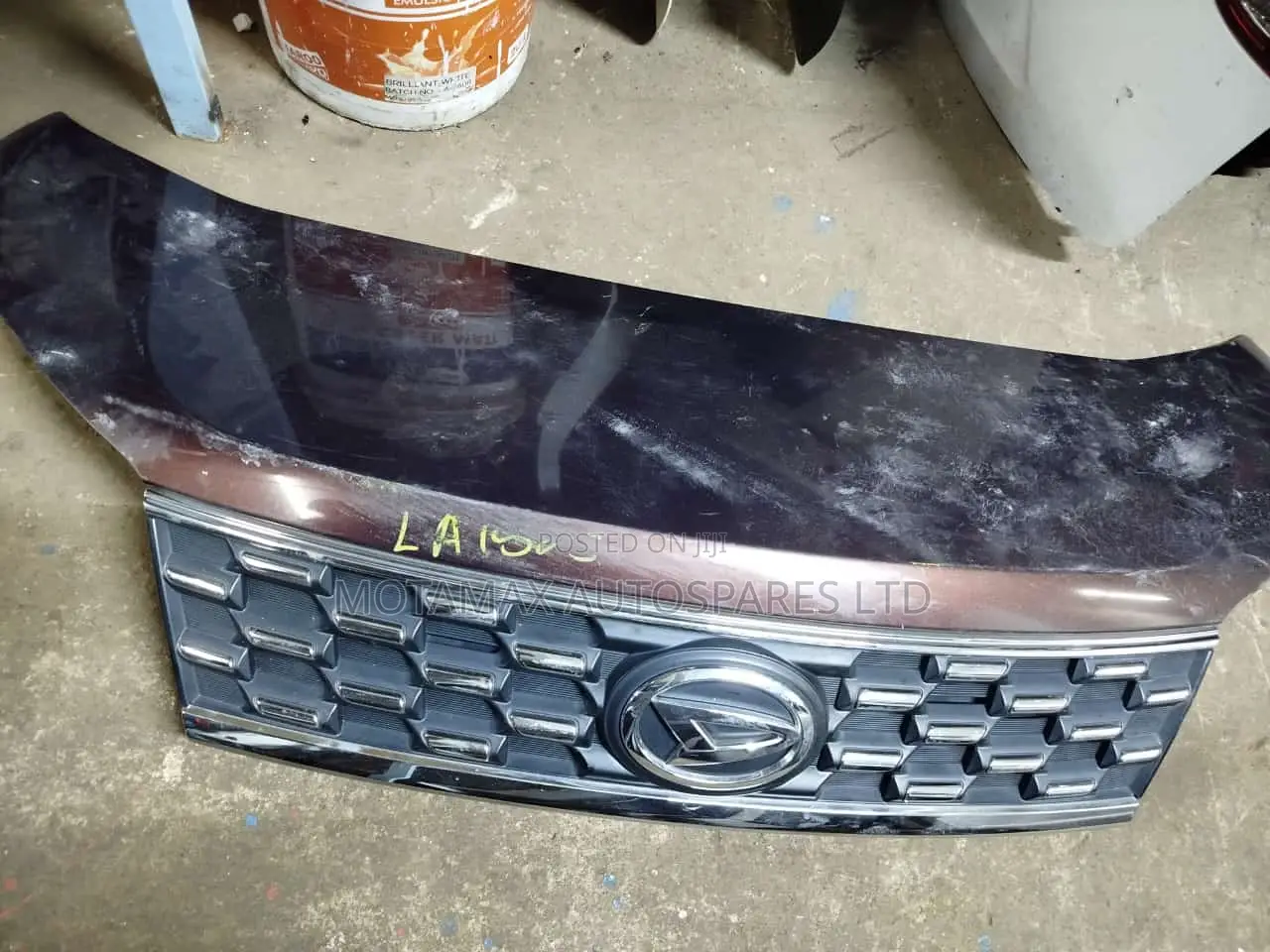 Daihatsu Move Bonnet