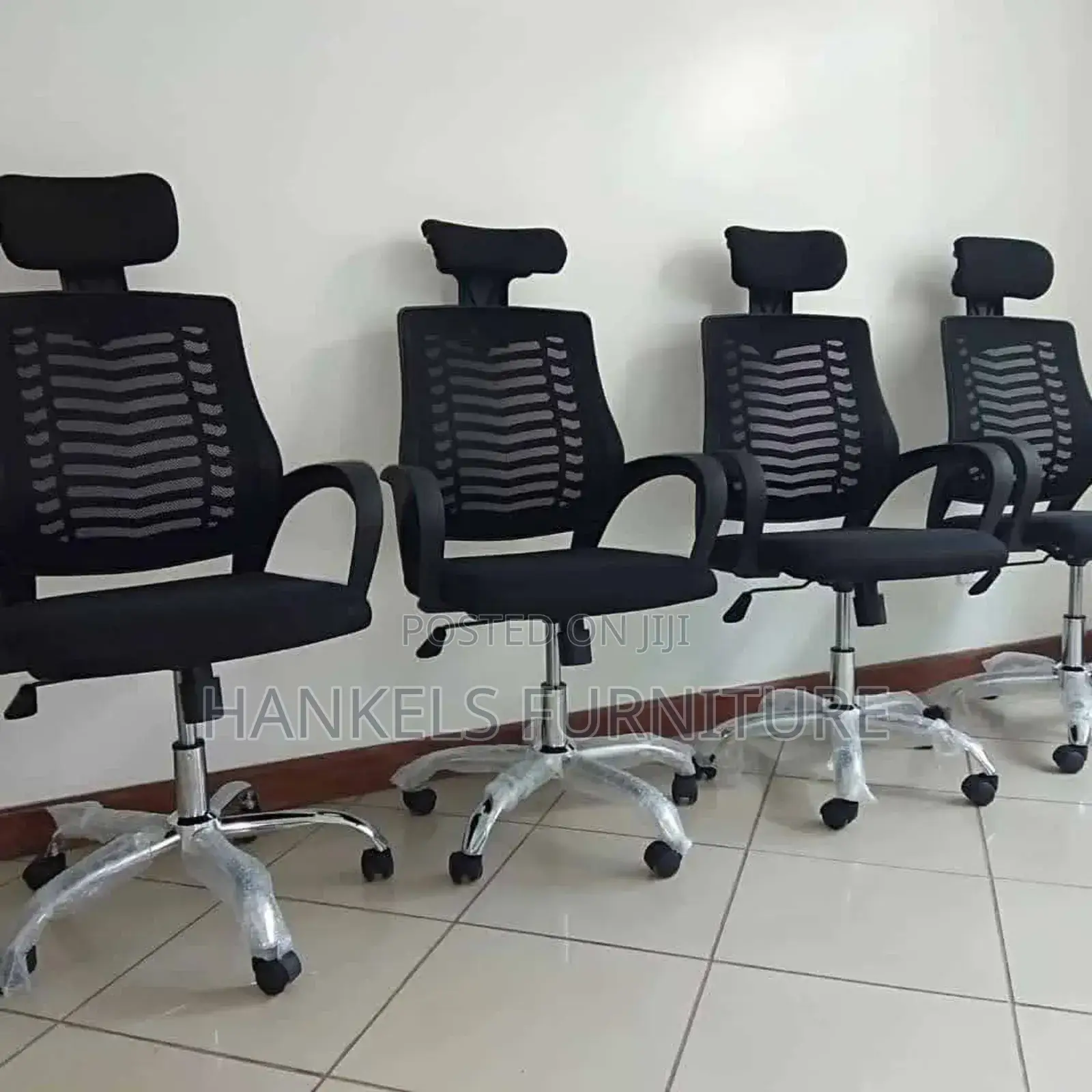Chair With Headrest