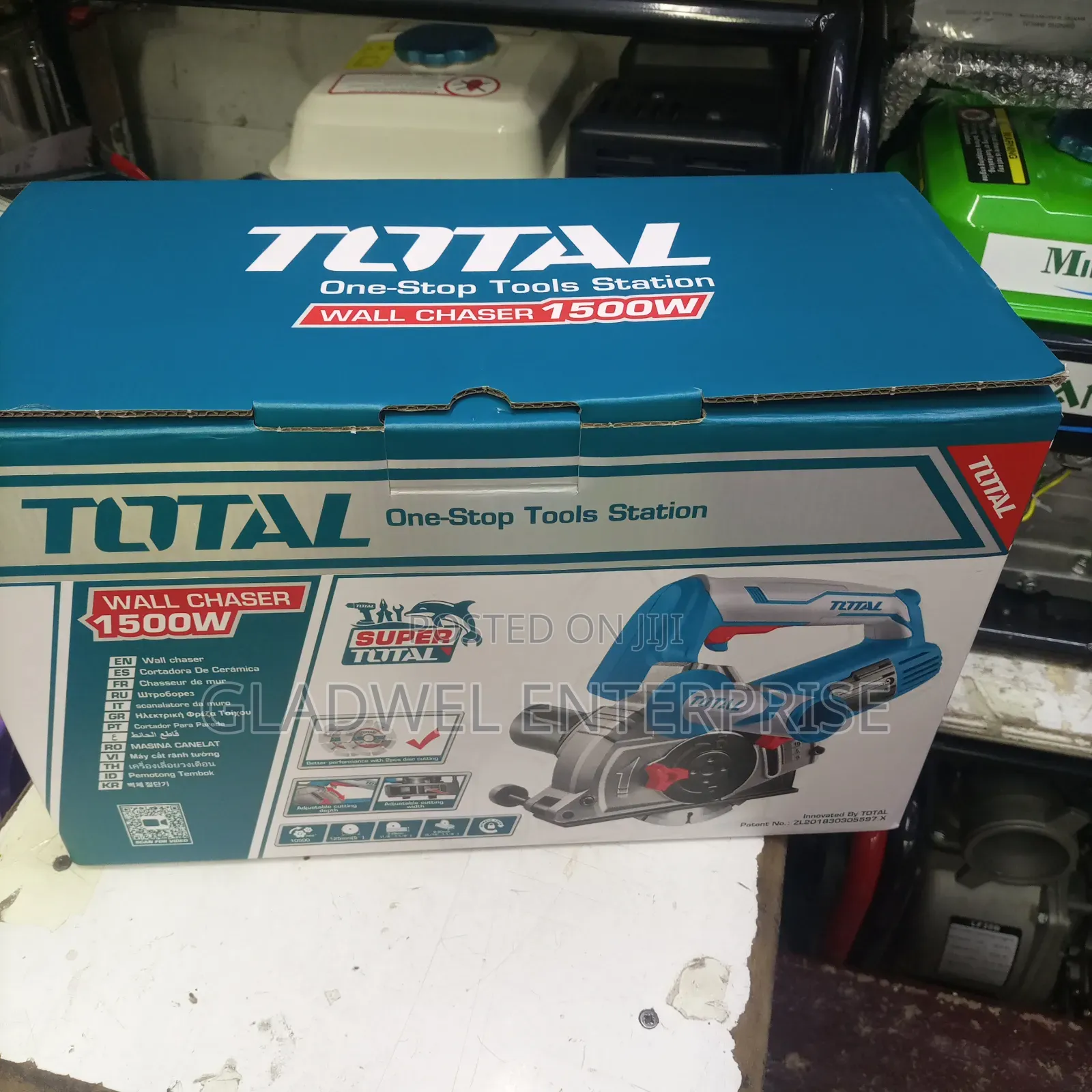 Total Wall Chaser Input Power 1500 Watts