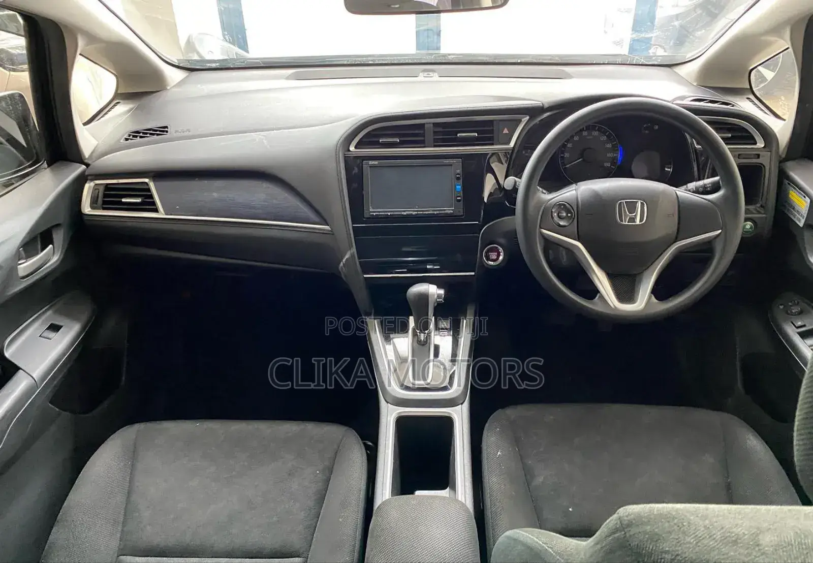 Honda Fit Shuttle 2017 Blue