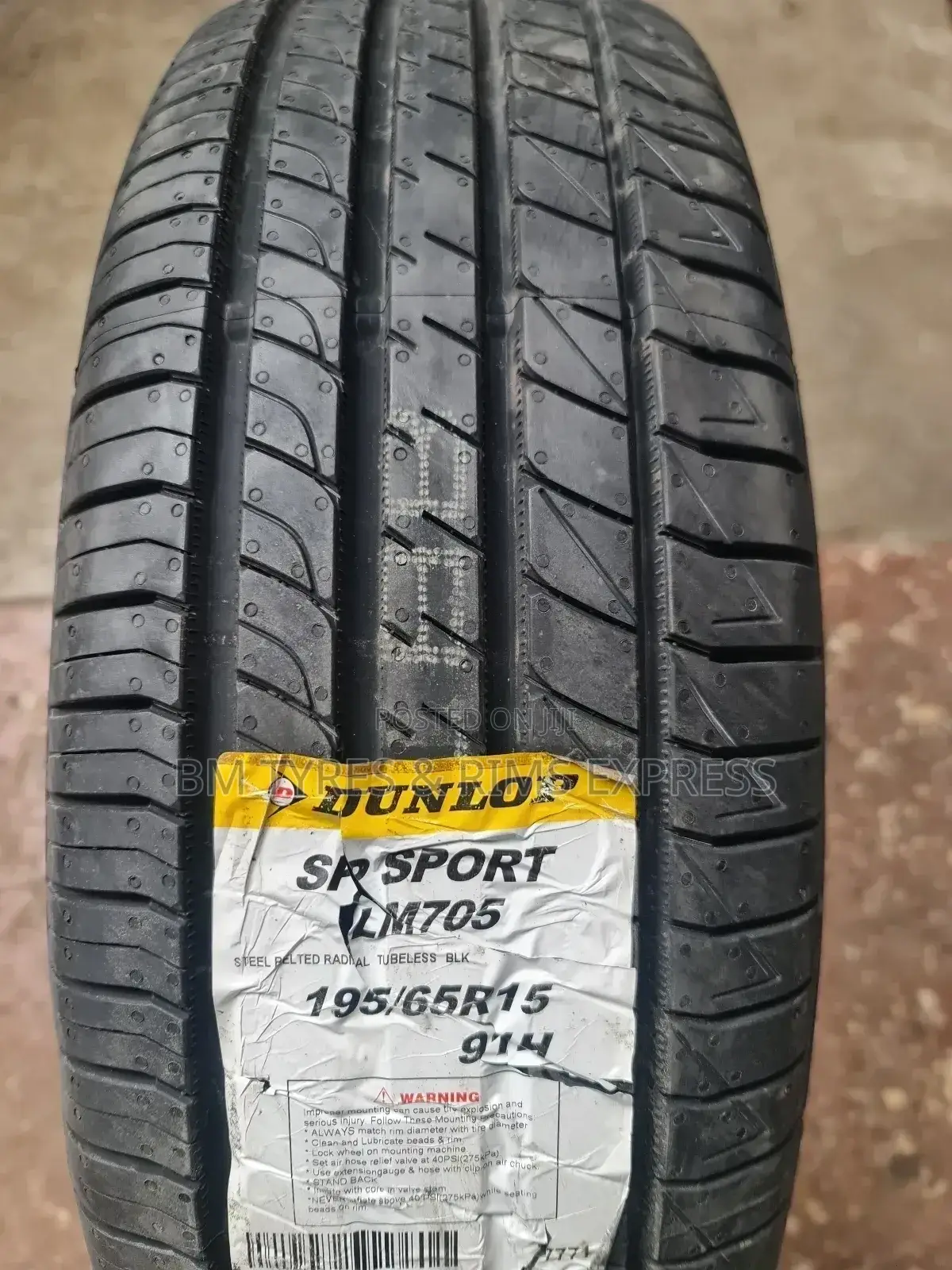 195 /65 R15 Dunlop TYRES (Japan)