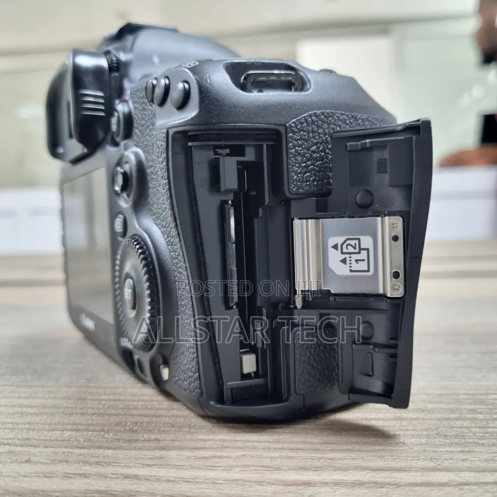 Canon Eos 5d Mark Iii DSLR Camera (Body Only)