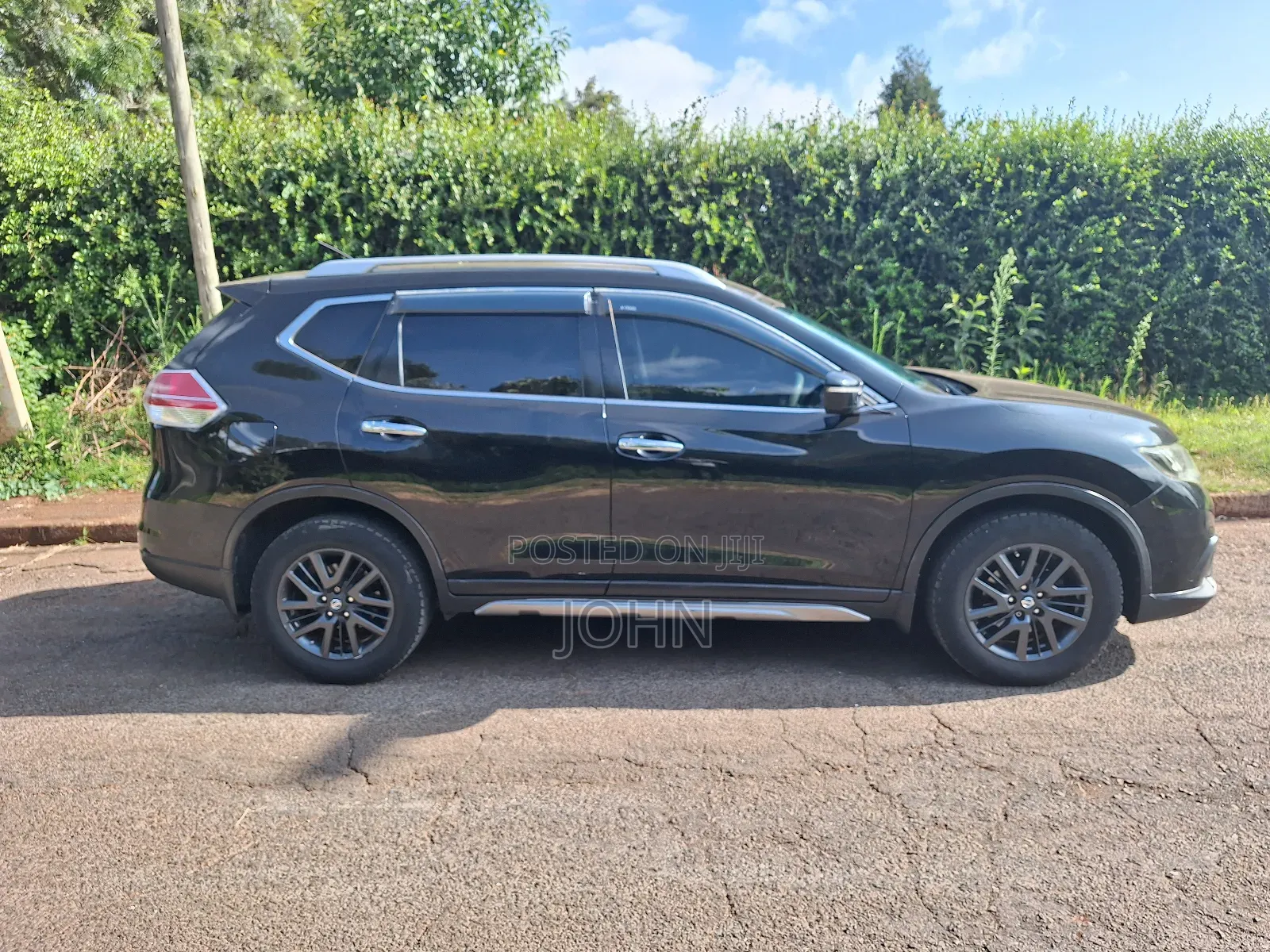 Nissan X-Trail 2.0 Petrol AWD 2015 Black