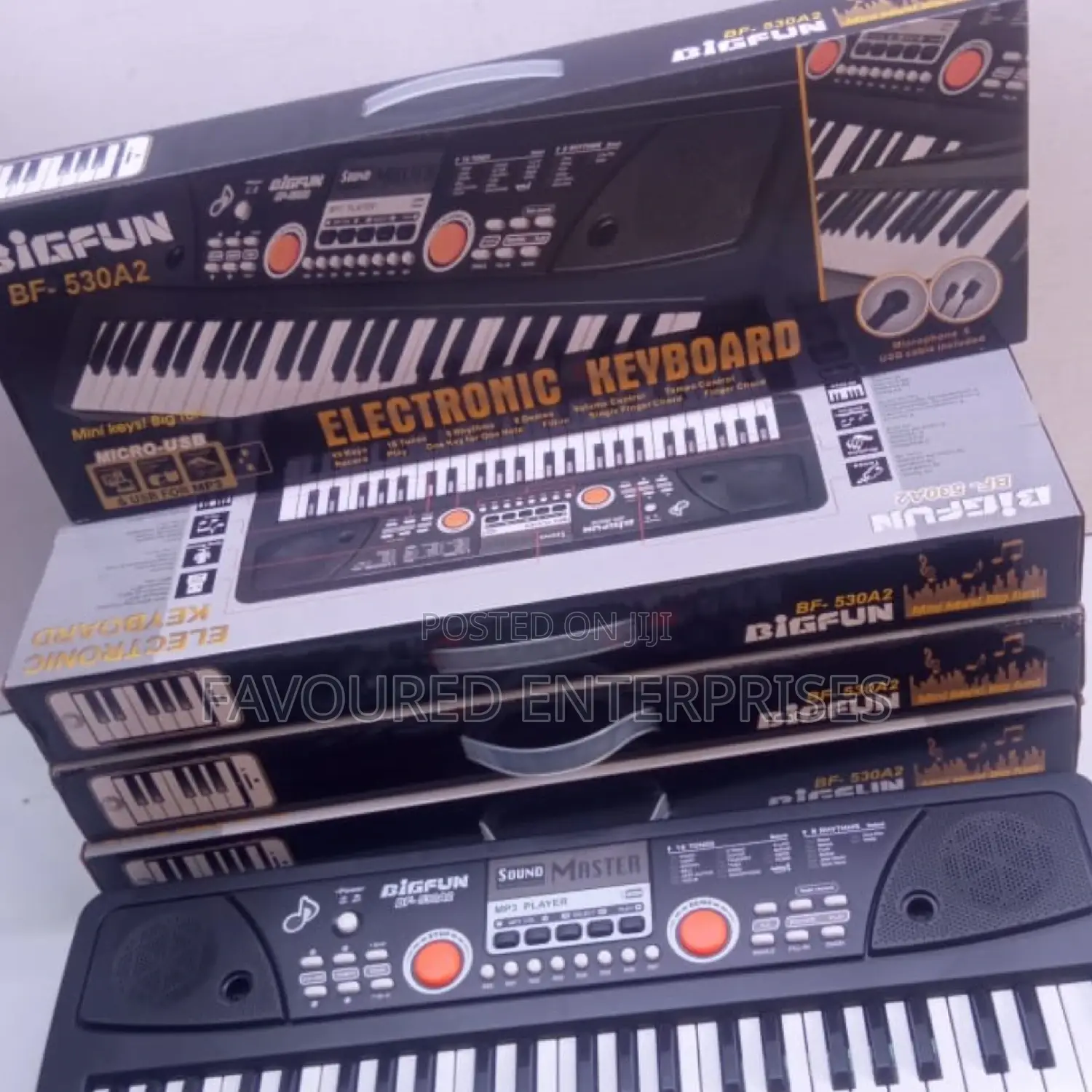 61 Keys Piano