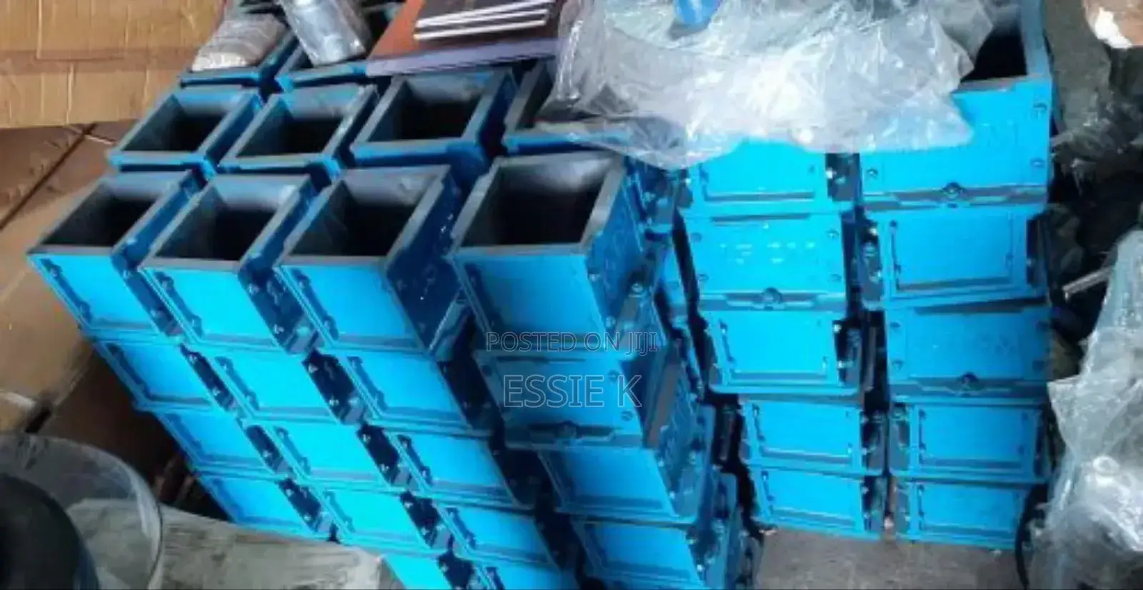 High Quality Cast Iron Cube Moulds