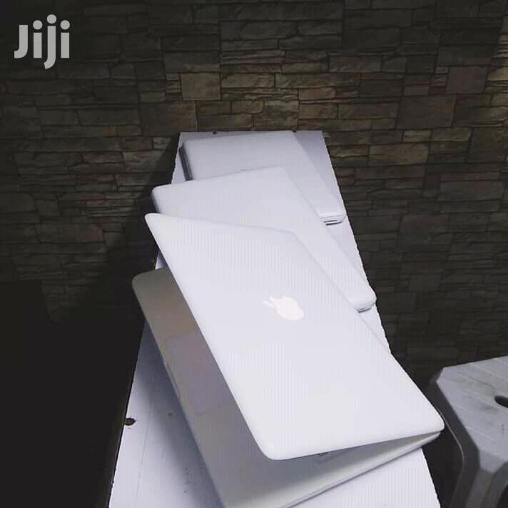 Laptop Apple MacBook 4GB Intel Core 2 Duo HDD 500GB