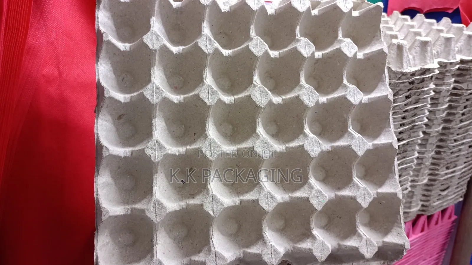 100pcs Hard Trays