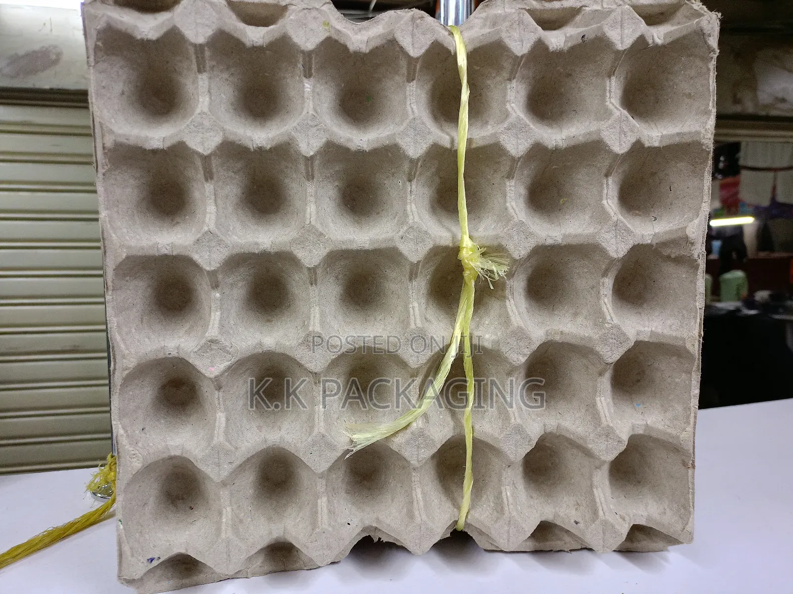 100pcs Hard Trays