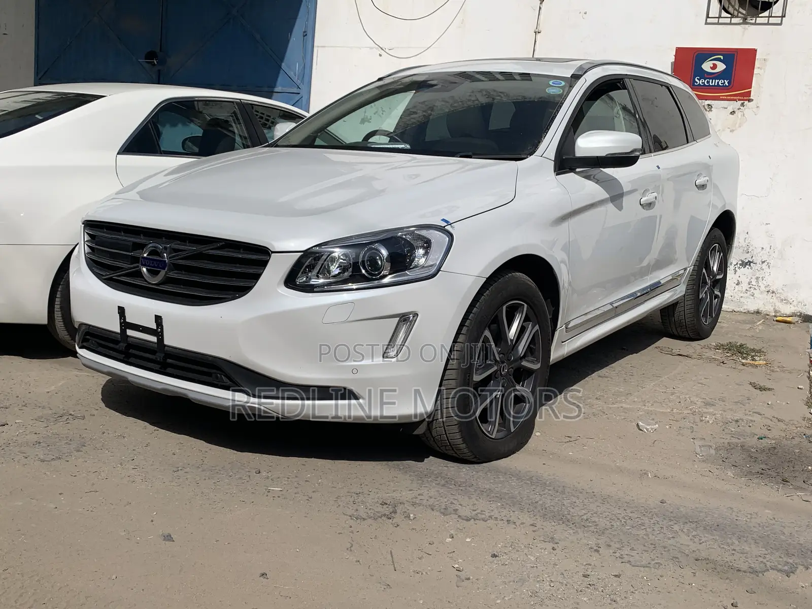 Volvo XC60 T5 Dynamic FWD 2017 Off white