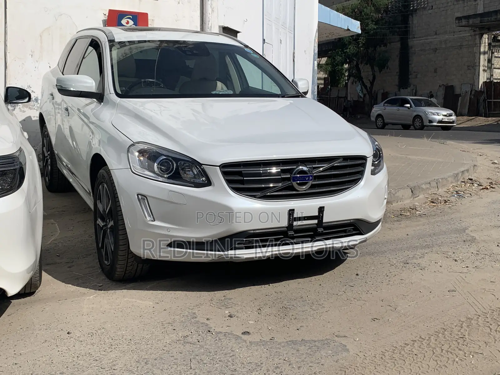 Volvo XC60 T5 Dynamic FWD 2017 Off white