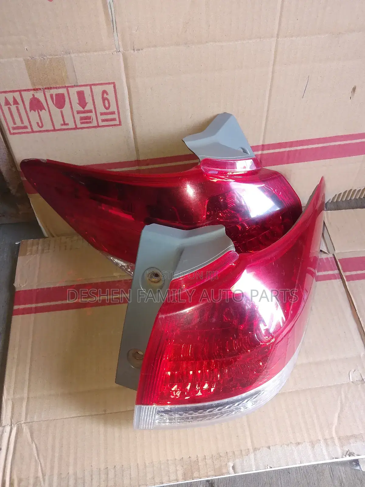 Toyota Wsh Backlight/Taillight/Taillamp ££