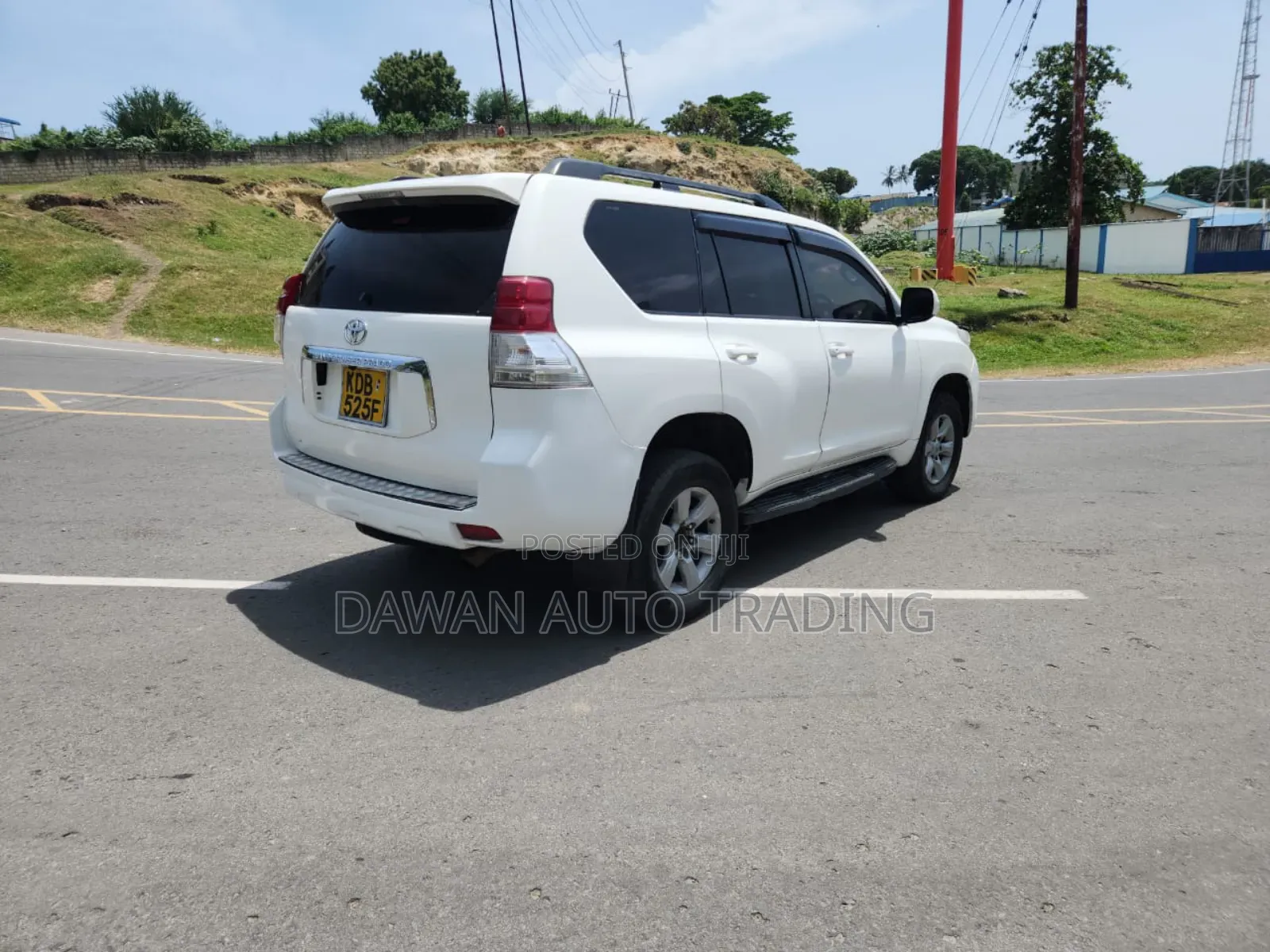 Toyota Land Cruiser Prado 2014 White