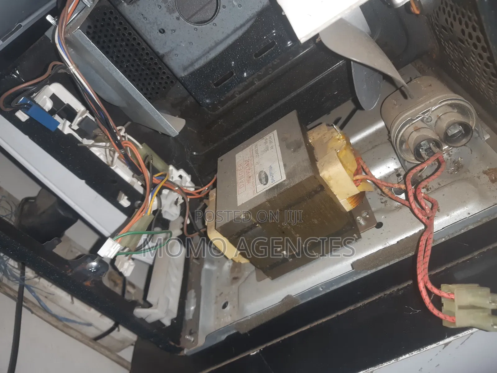 Samsung Transformer Class 250