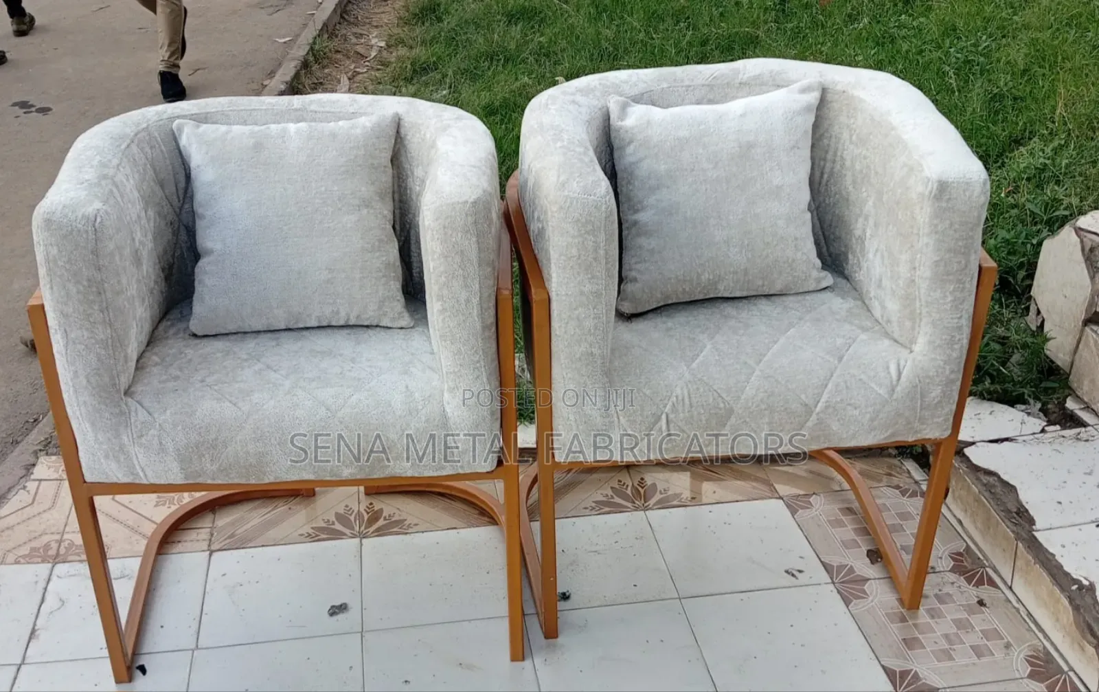 Salon Chairs