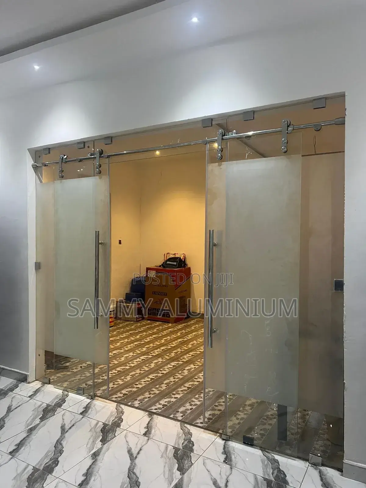Frameless Living Doors With Toughened Glass