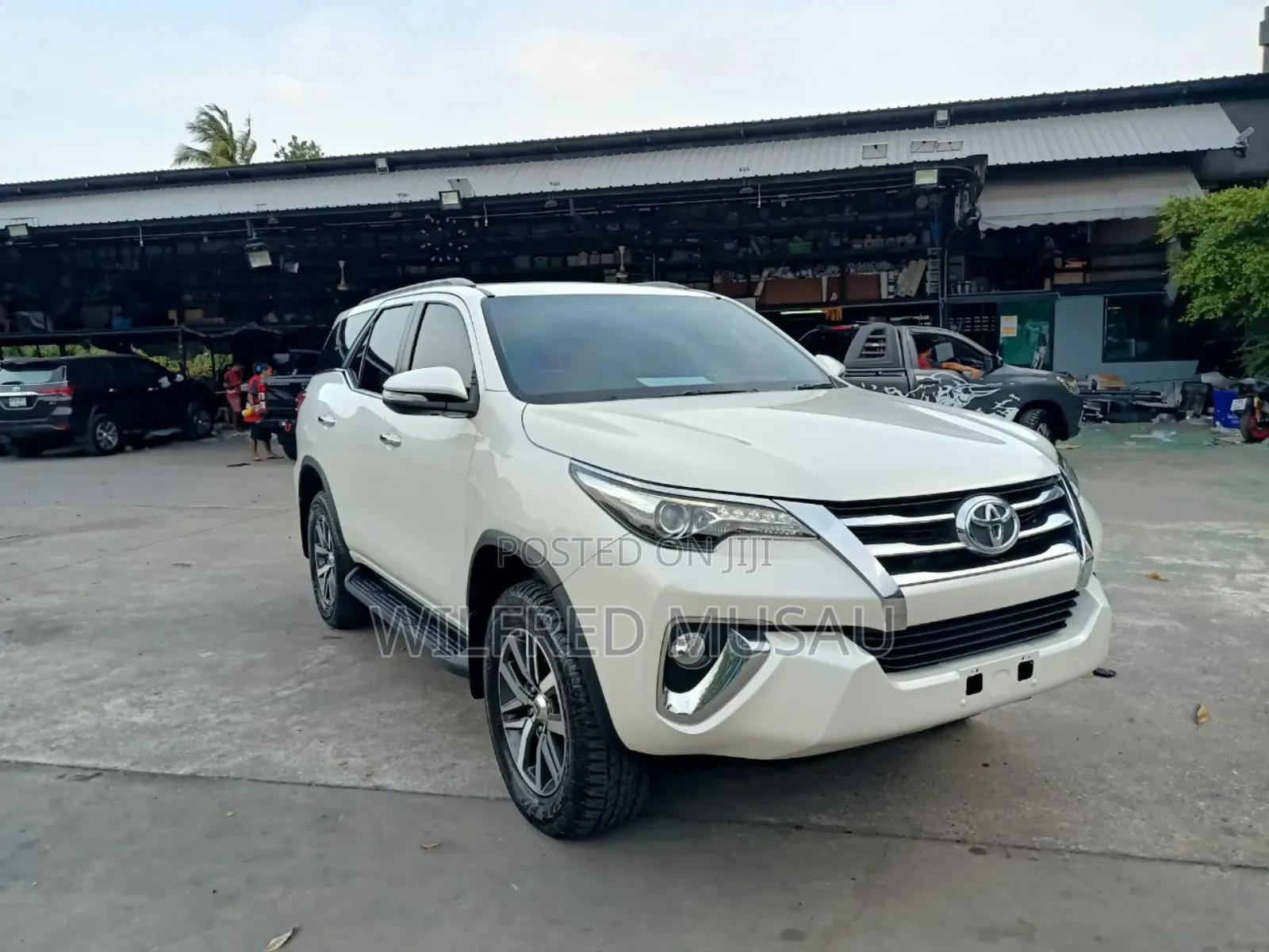 Toyota Fortuner 2.8 D AWD 2017 White