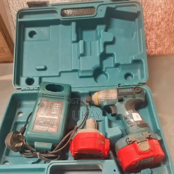 Makita 6935fd Impact Driver.