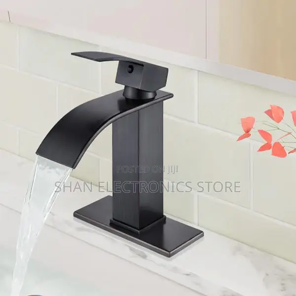 Modern Gold Waterfall Basin Faucet Bathroom Mixer Tap