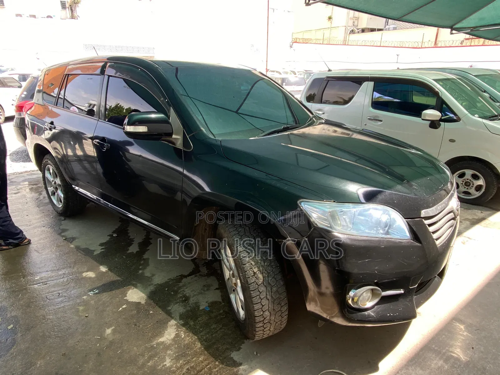 Toyota Vanguard 2011 Black