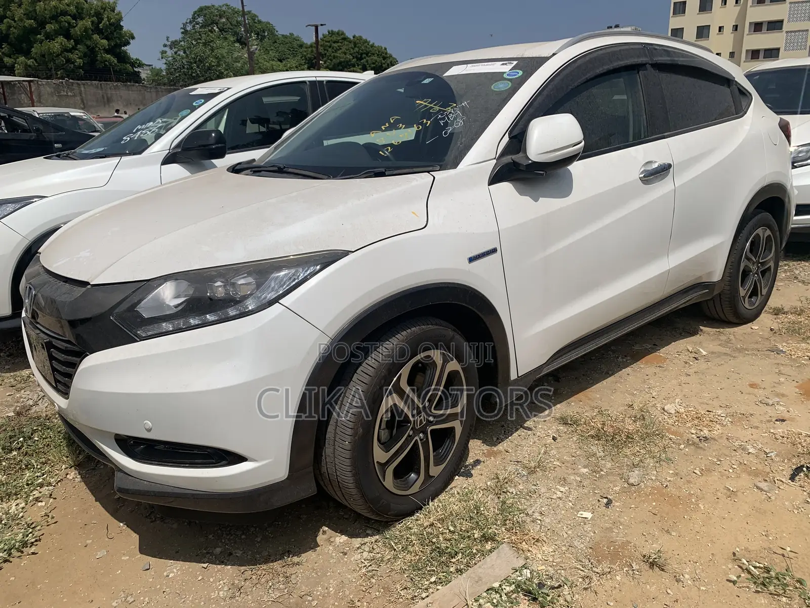 Honda Vezel 2018 Off white
