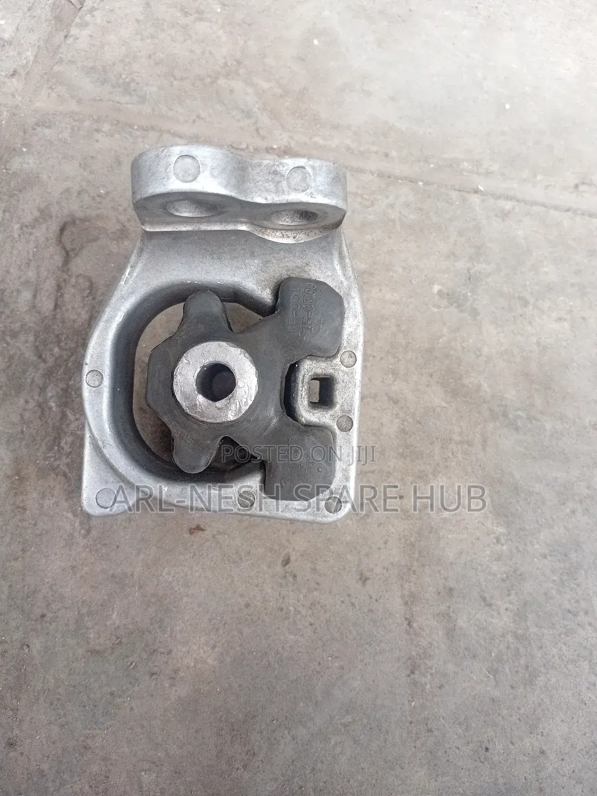 Legacy BR 9 Radiator Engine Mounting