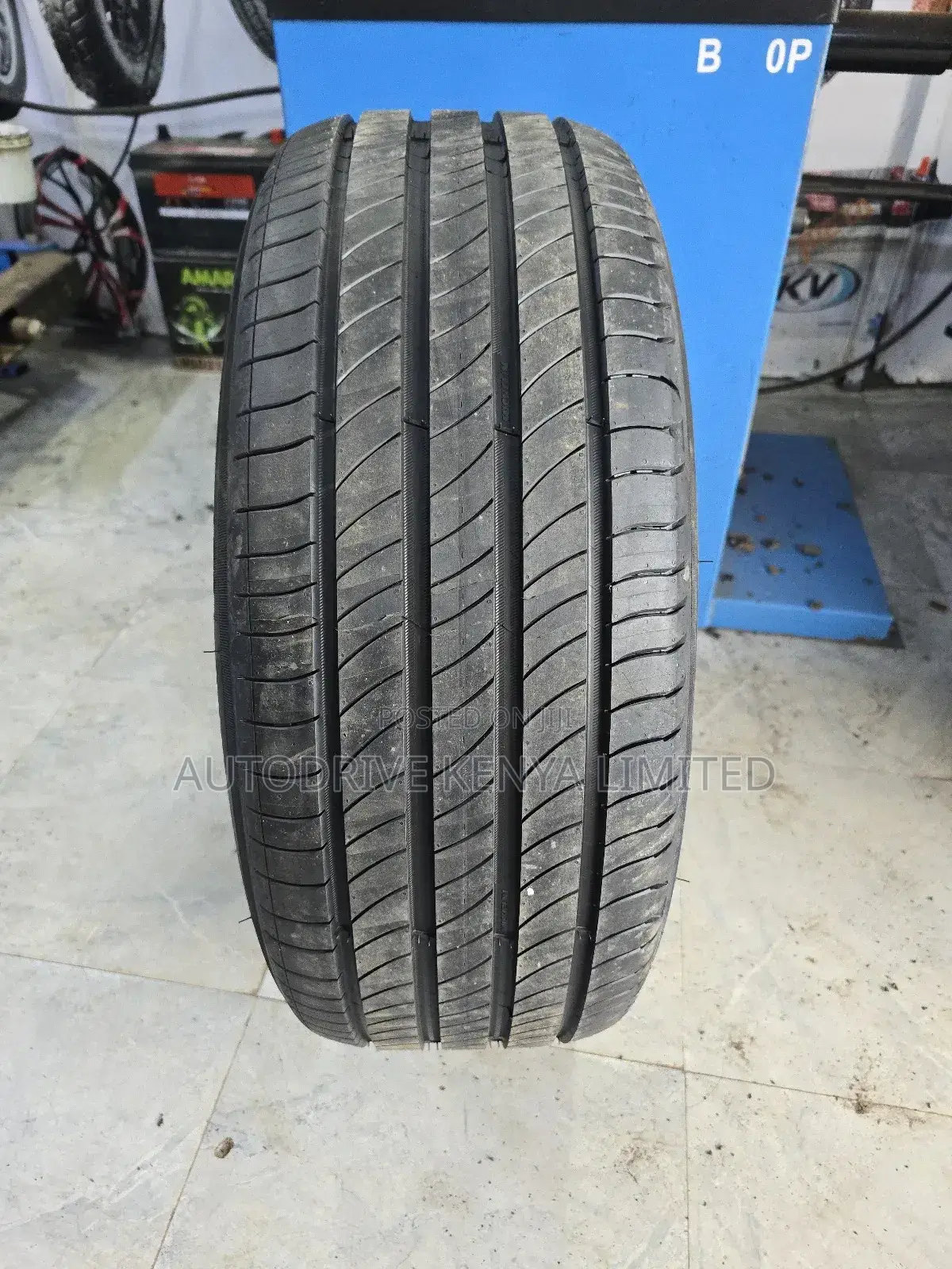235/55r18 Michelin Primacy Tire
