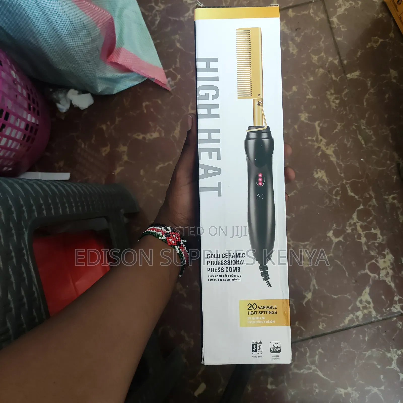 Hot Comb For Wigs And Natural Hair. Good Quality