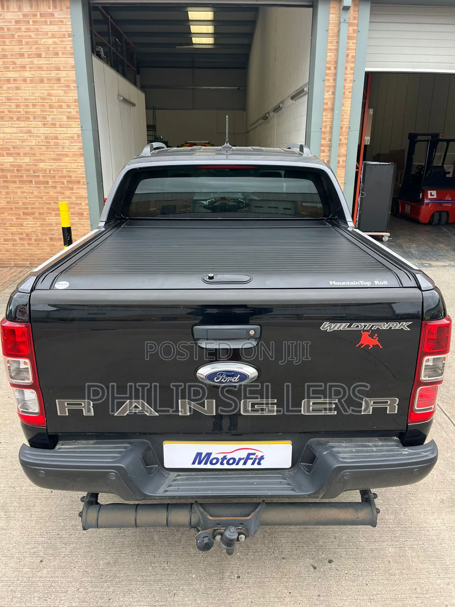 Ford Ranger Wildtrak Mountain Top Roller Shutter