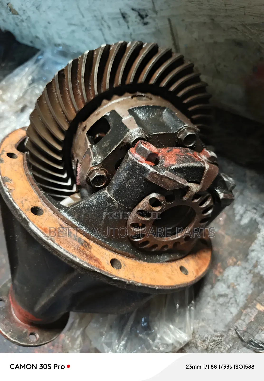Toyota Land Cruiser 79 Rear Differential ( Diff)
