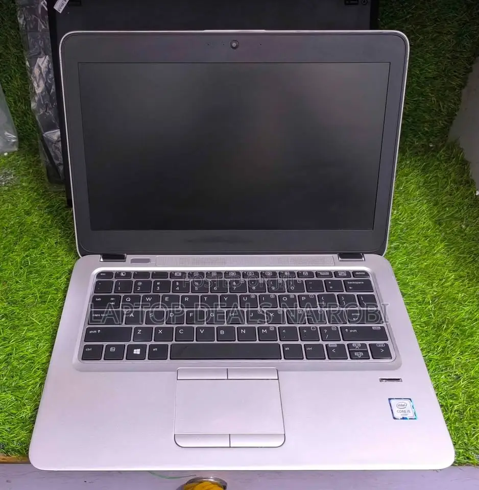 Laptop HP EliteBook 820 G3 8GB Intel Core I5 SSD 256GB