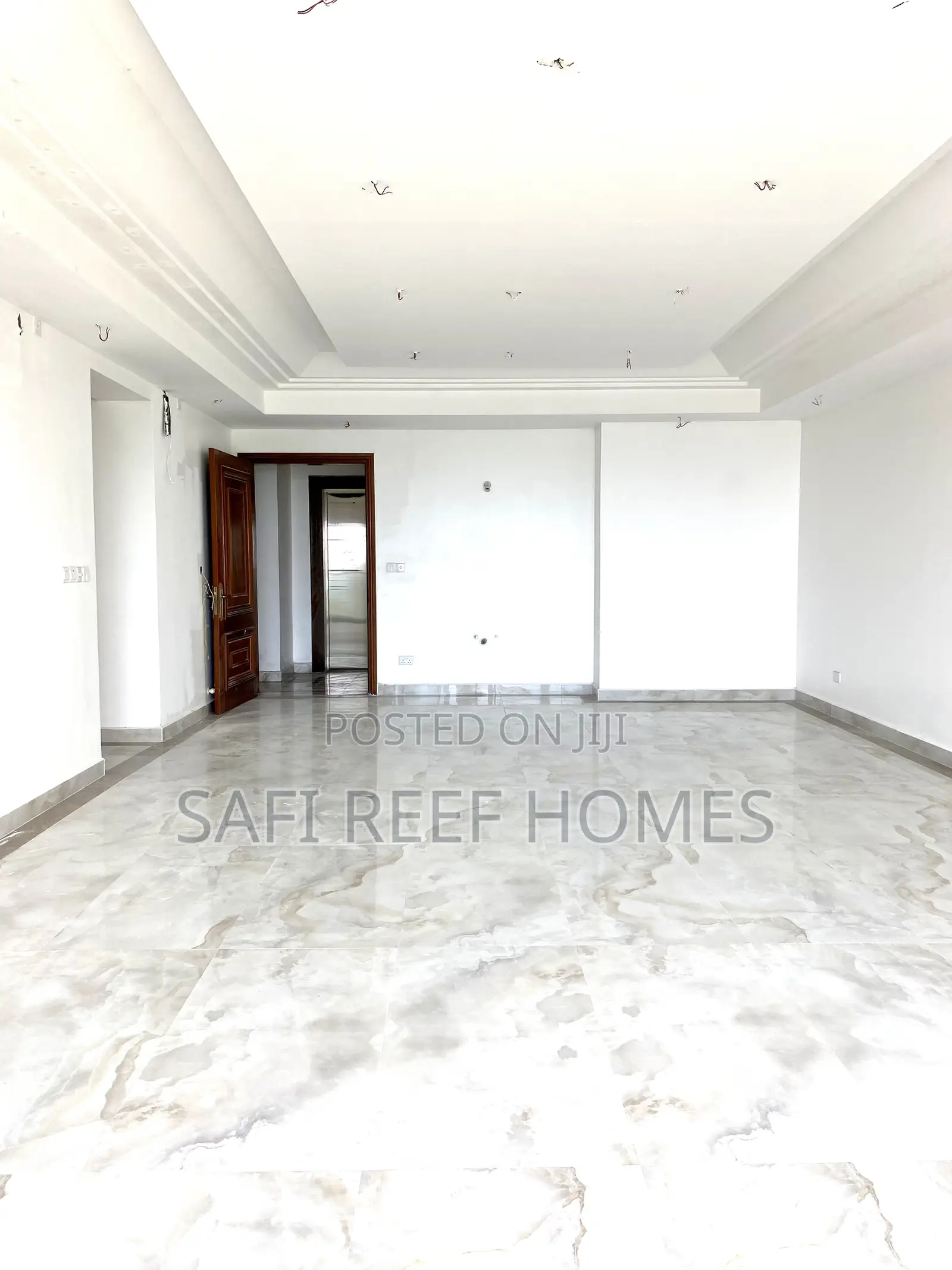 4bdrm Apartment in Kizingo for sale