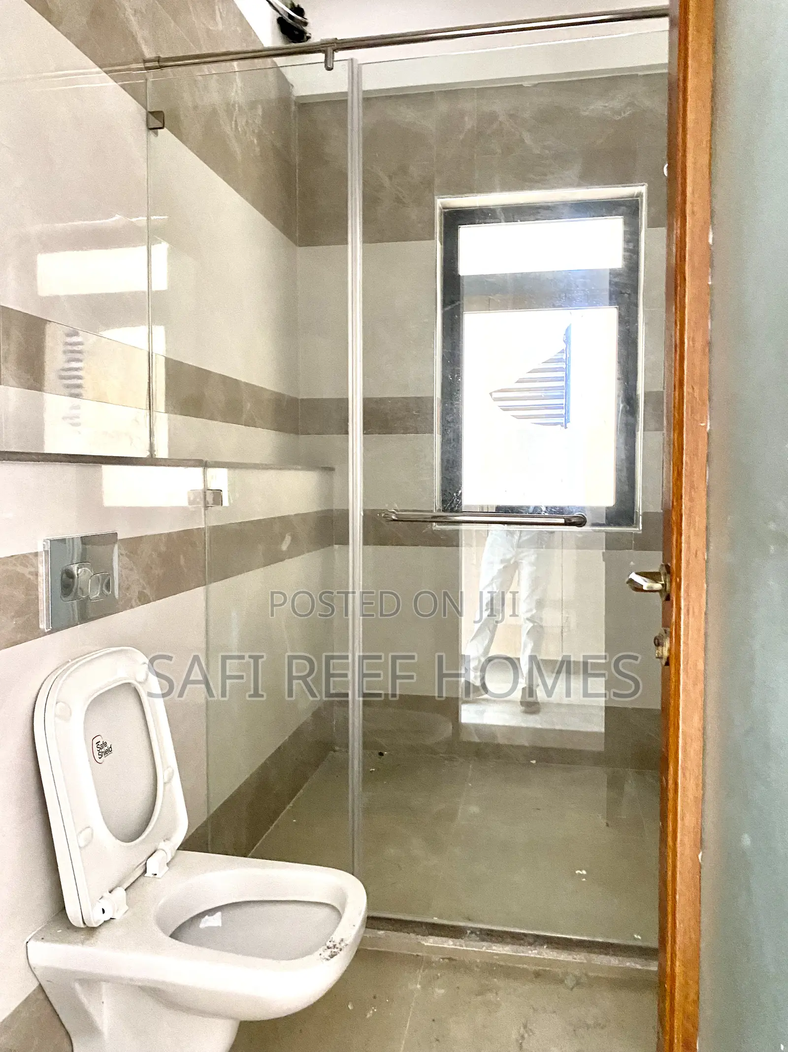 4bdrm Apartment in Kizingo for sale