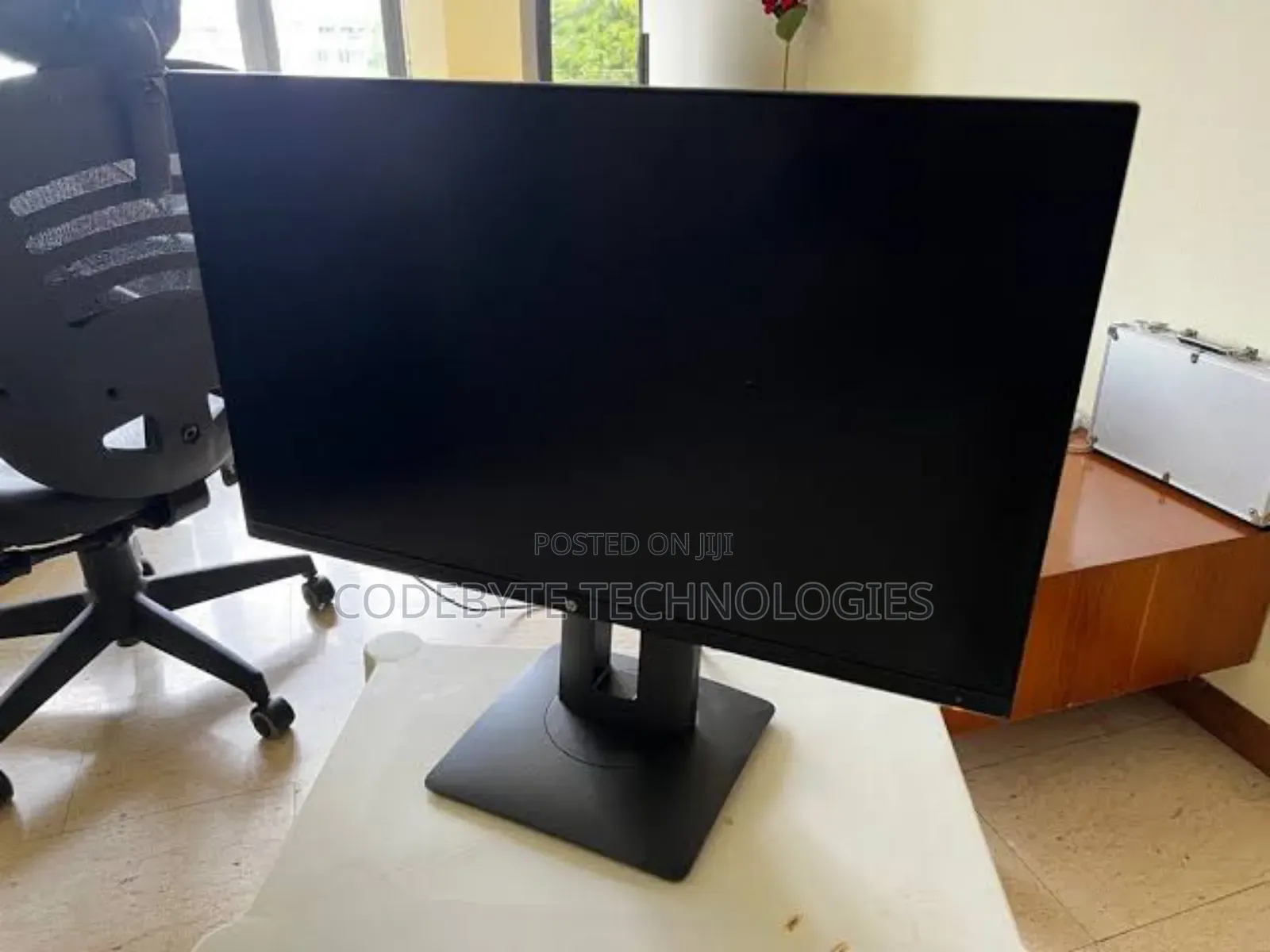Hp Z27n G2 27" Quad Hd Ips Silver Computer Monitor