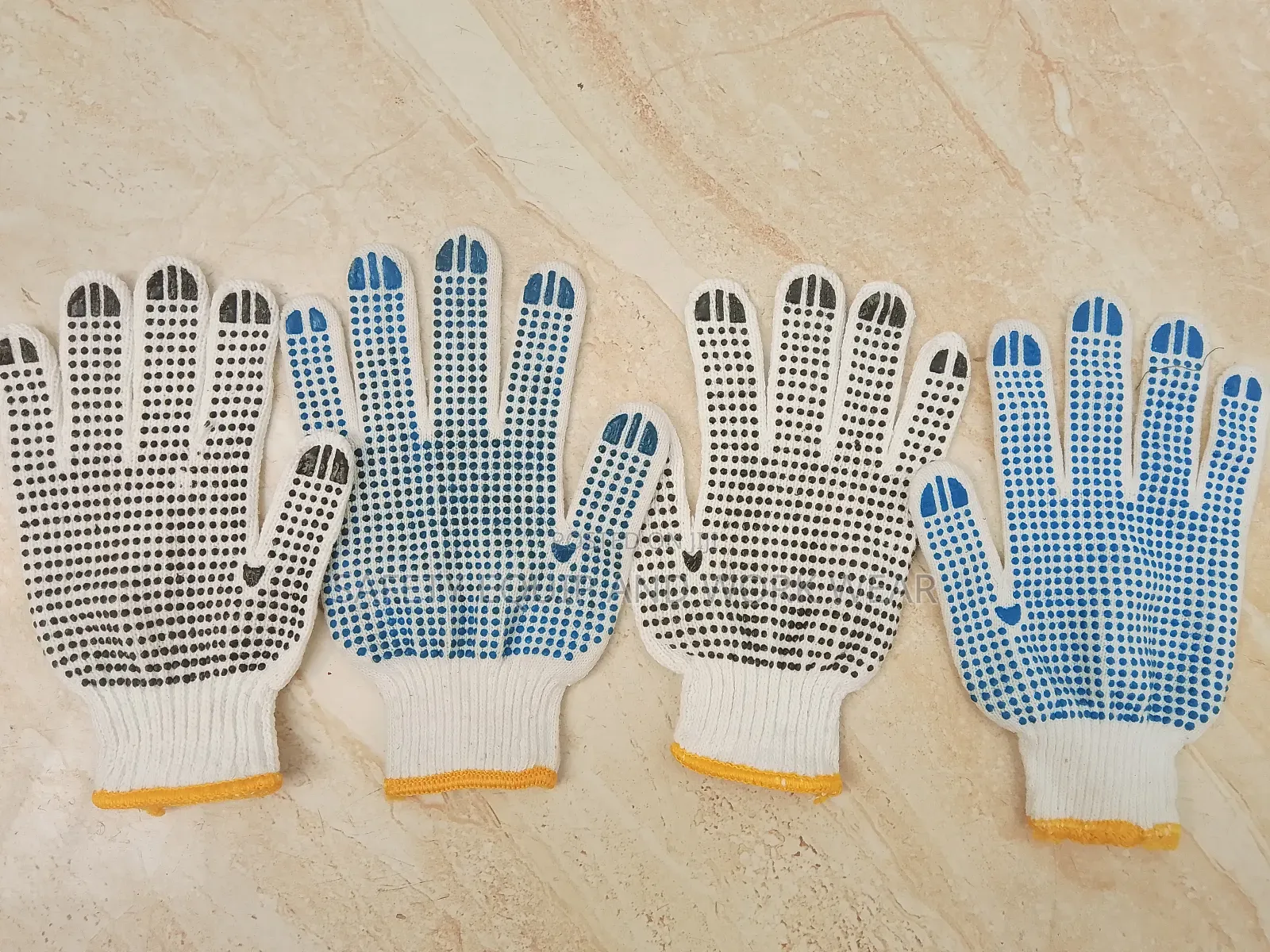 Cotton Dotted Gloves